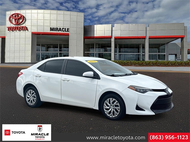 2019 Toyota Corolla LE's photo