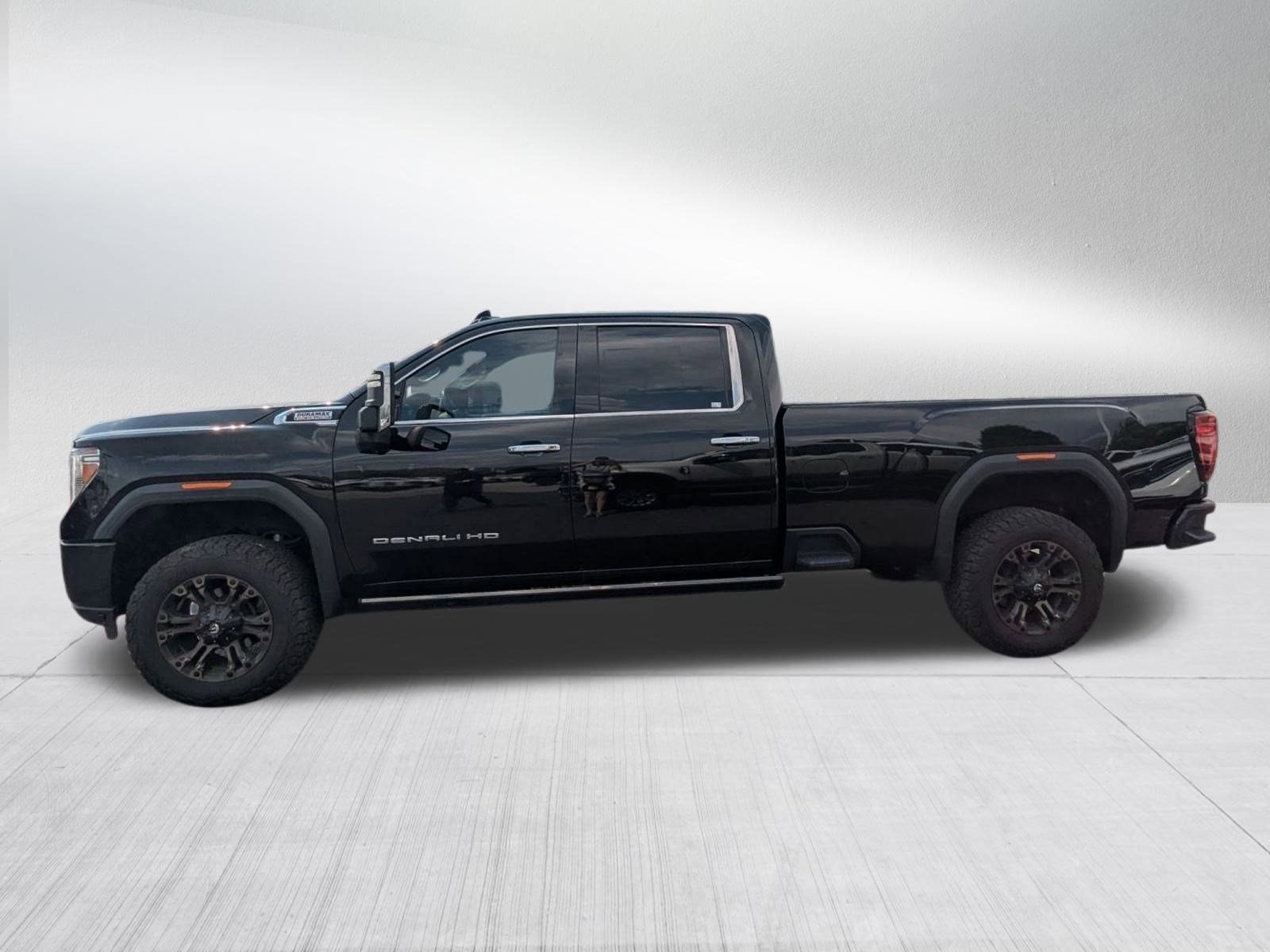 2022 Gmc Sierra 3500 HD Denali photo 2
