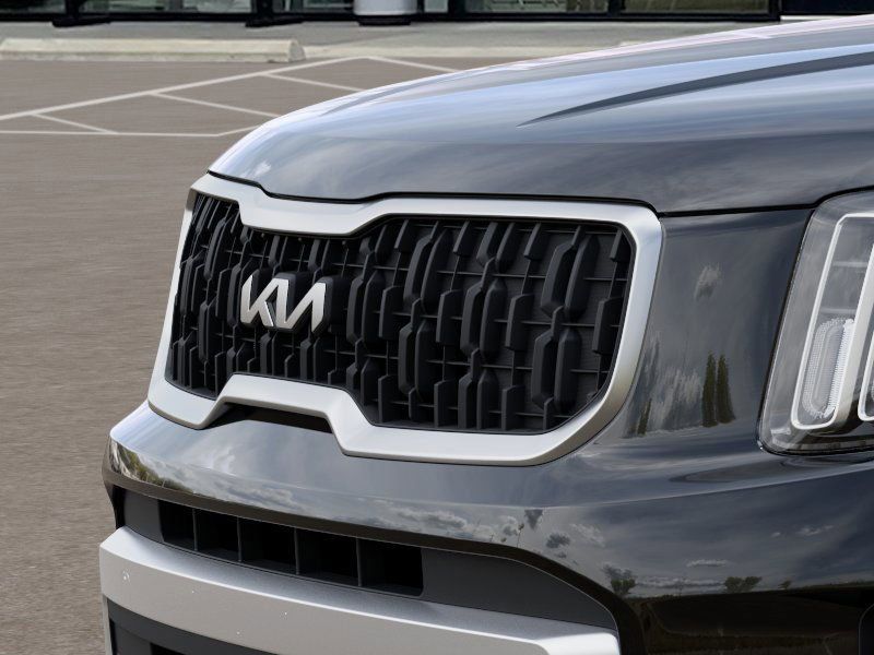 2025 Kia Telluride LX photo 9