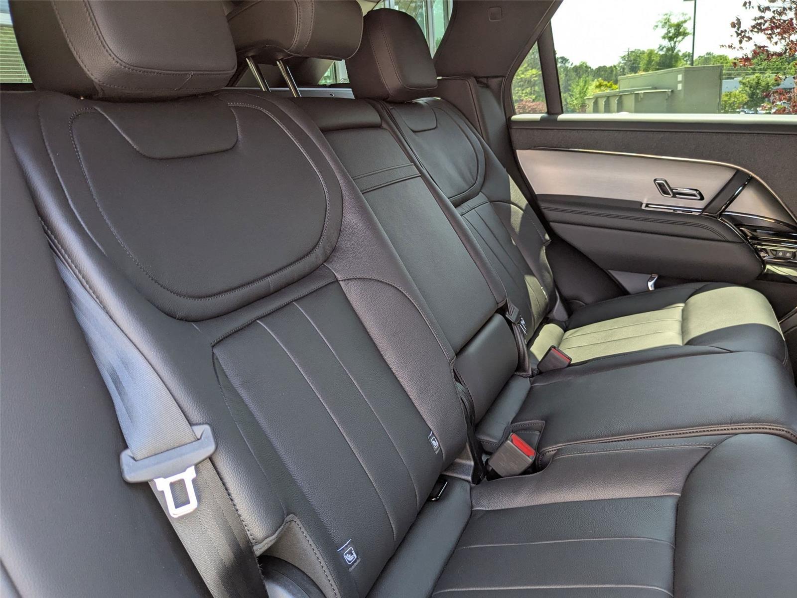 2025 Land Rover Range Rover Sport P360 S photo 26