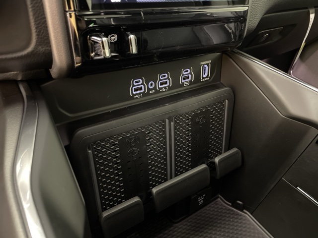 2026 Ram 1500 Laramie photo 33