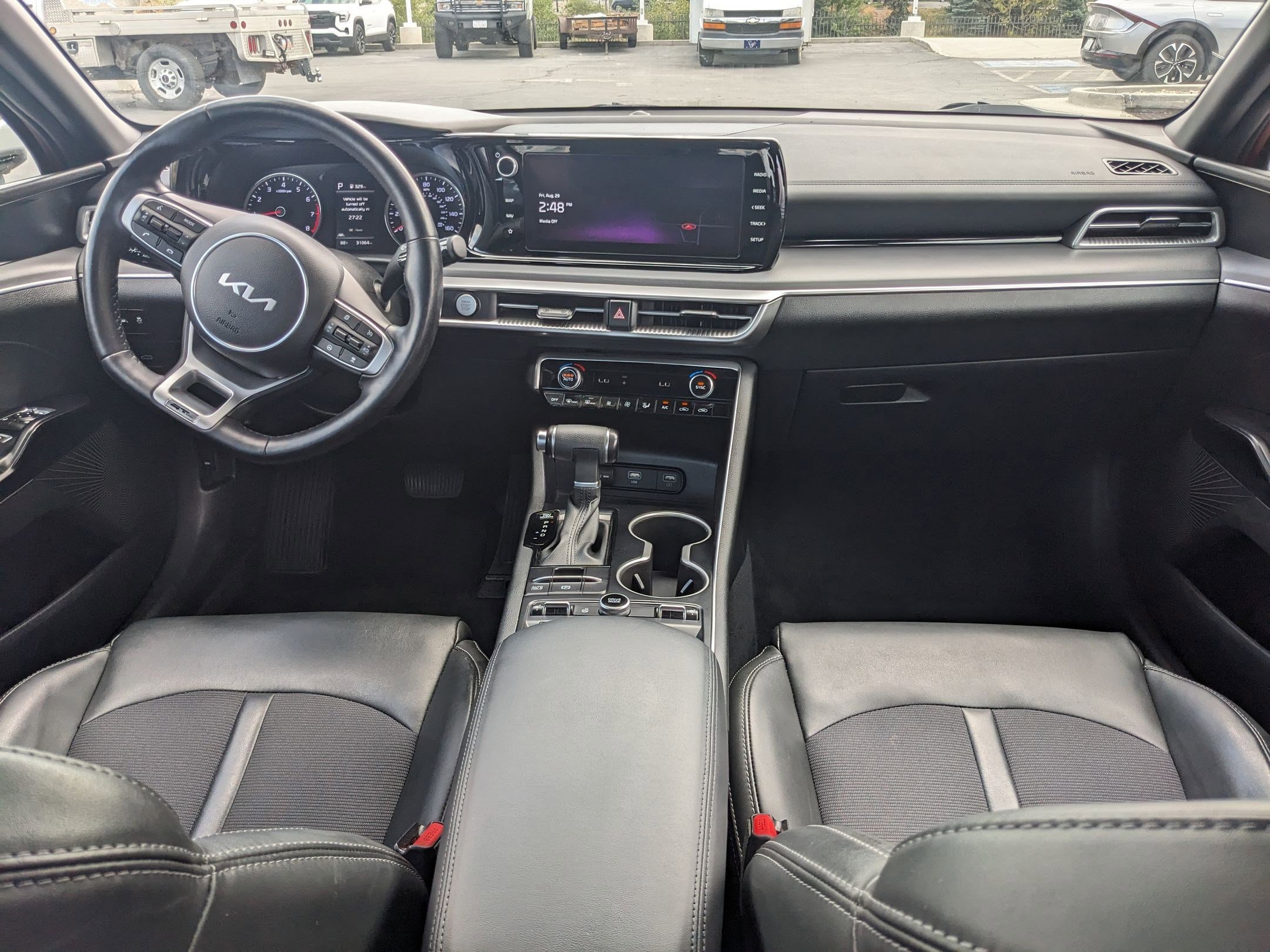 2023 Kia K5 GT-Line photo 17
