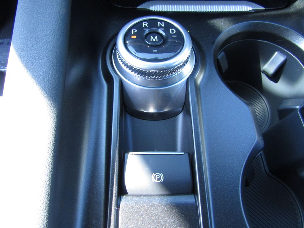 2025 Ford Explorer ST photo 22