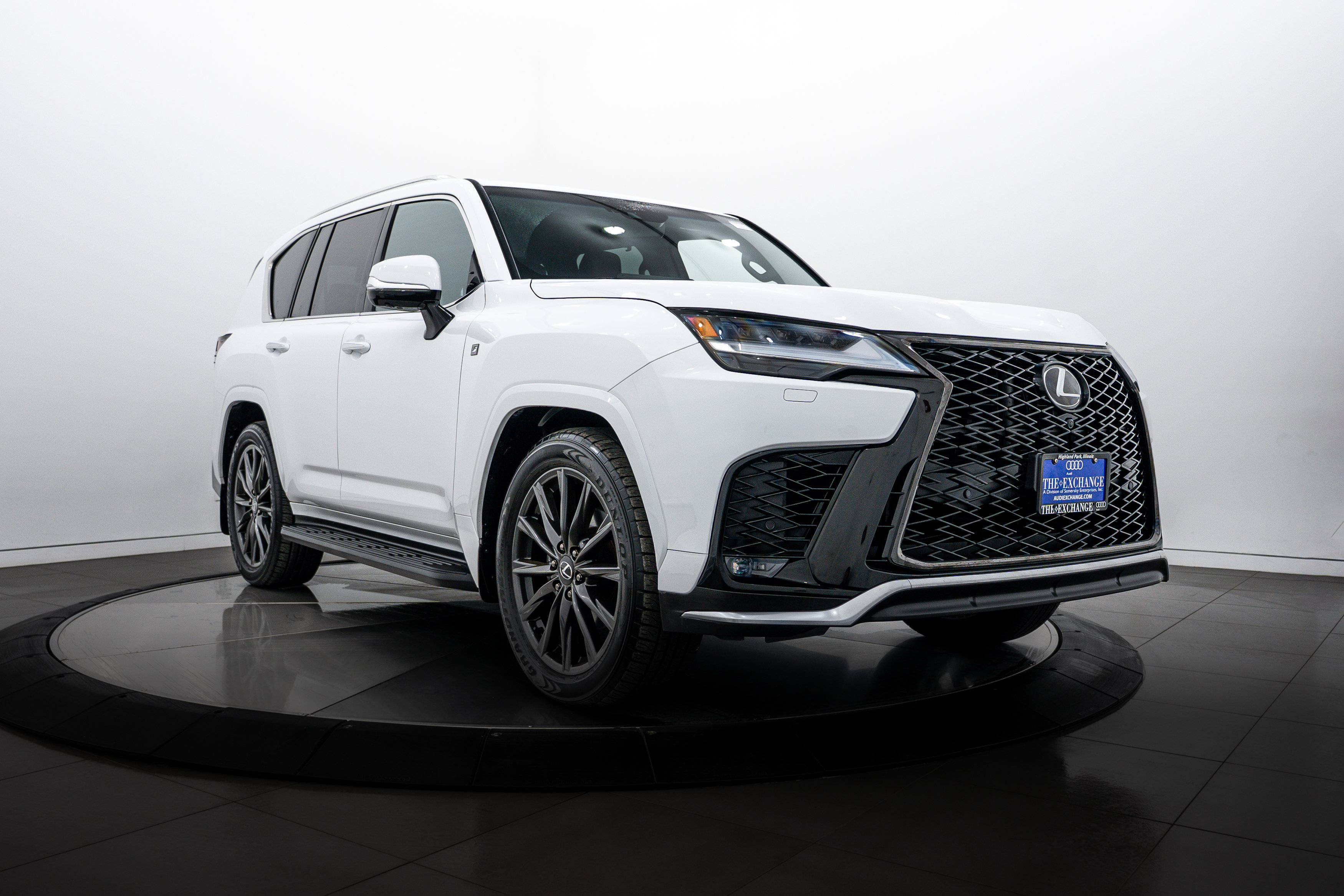 2024 Lexus LX F-Sport's photo