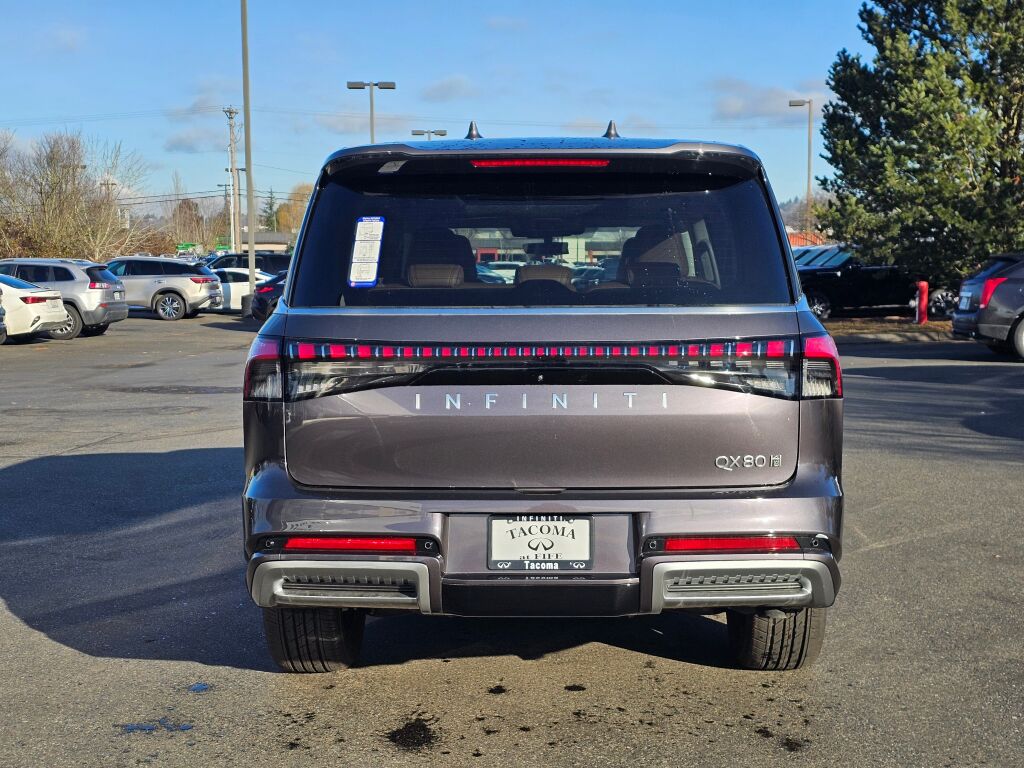2025 Infiniti QX80 Luxe photo 6
