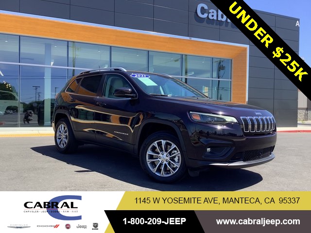 2021 Jeep Cherokee Latitude Lux's photo