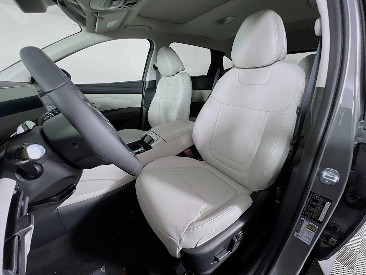 2025 Hyundai Tucson SEL Convenience photo 11