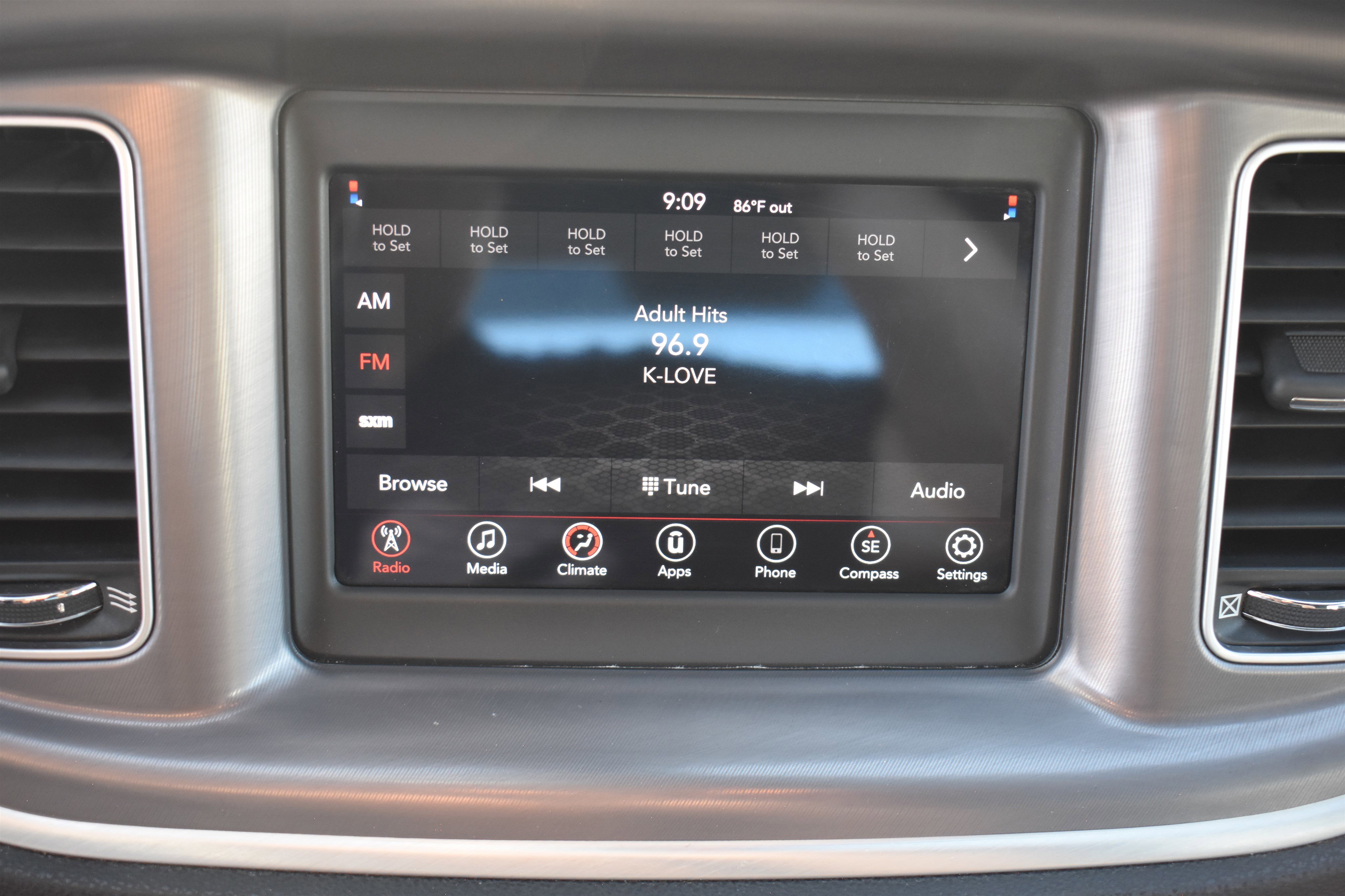 2022 Dodge Charger SXT photo 15