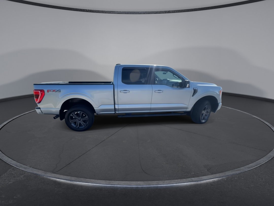 2023 Ford F-150 XLT photo 9