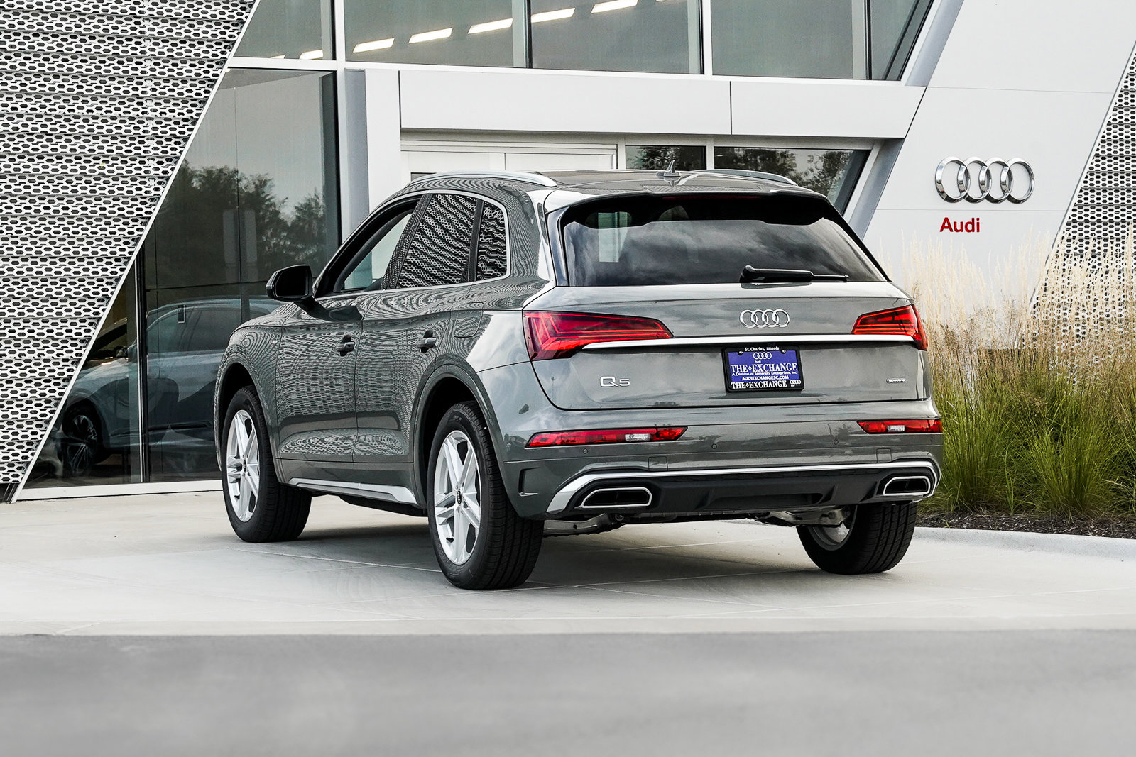 2024 Audi Q5 S line Premium Plus photo 4