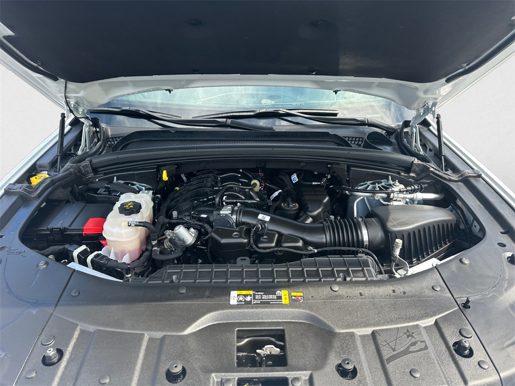 2024 Jeep Grand Cherokee Altitude photo 10