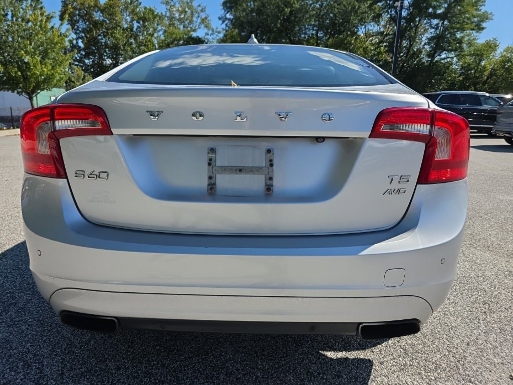 2016 Volvo S60 T5 Premier photo 4