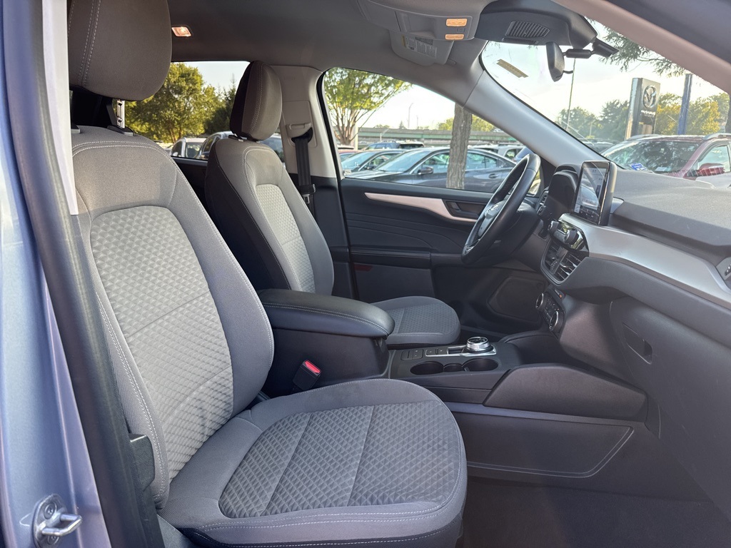 2022 Ford Escape SE photo 29