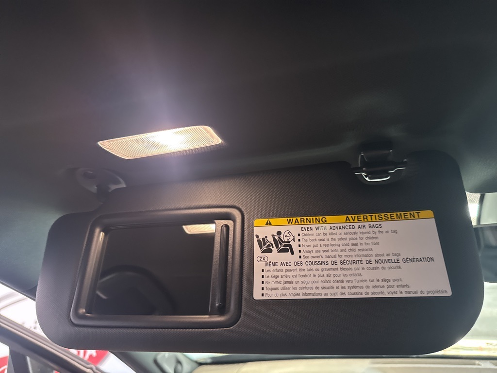 2025 Toyota RAV4 Hybrid XSE photo 41