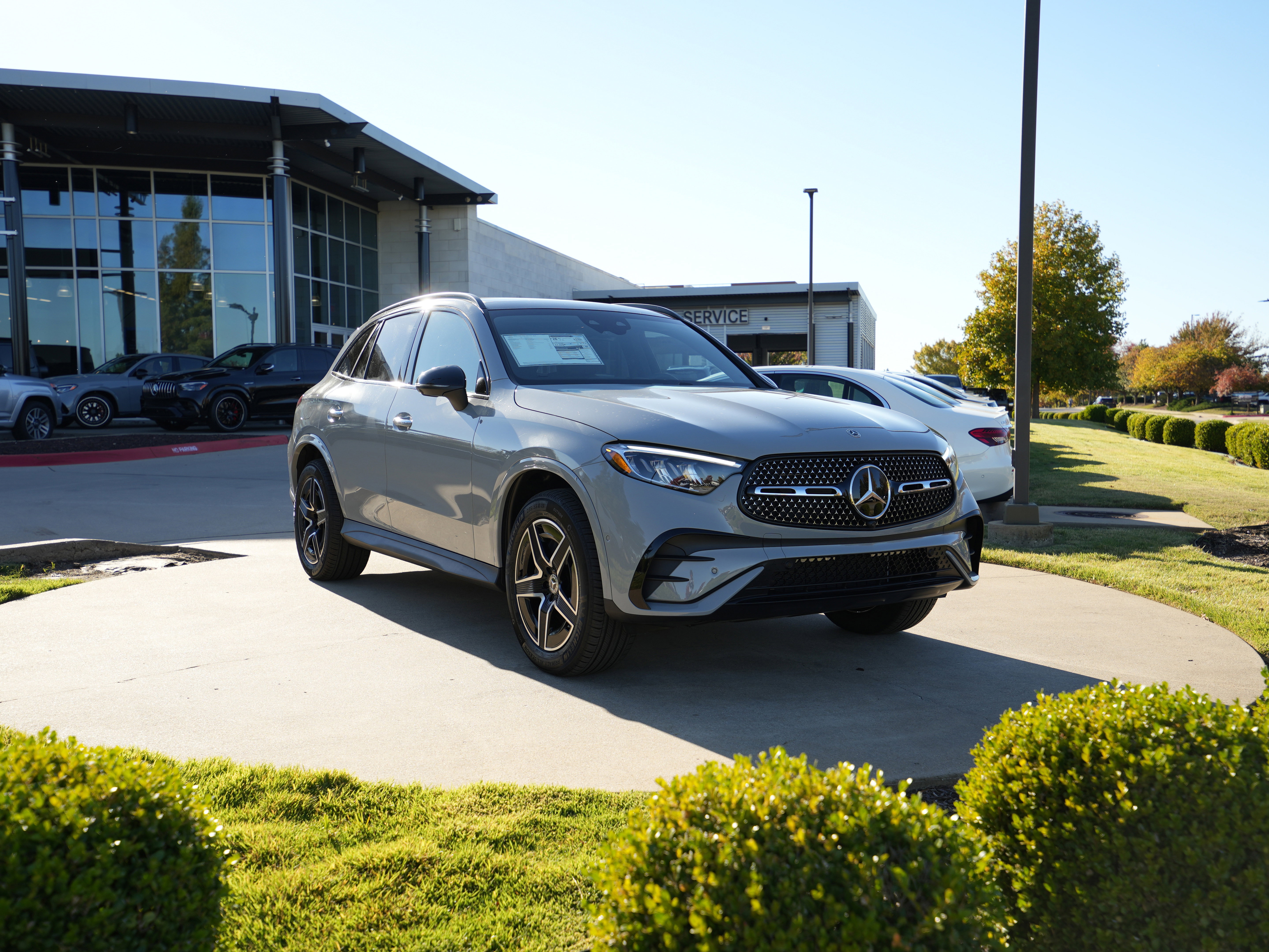 2026 Mercedes-Benz GLC Base's photo