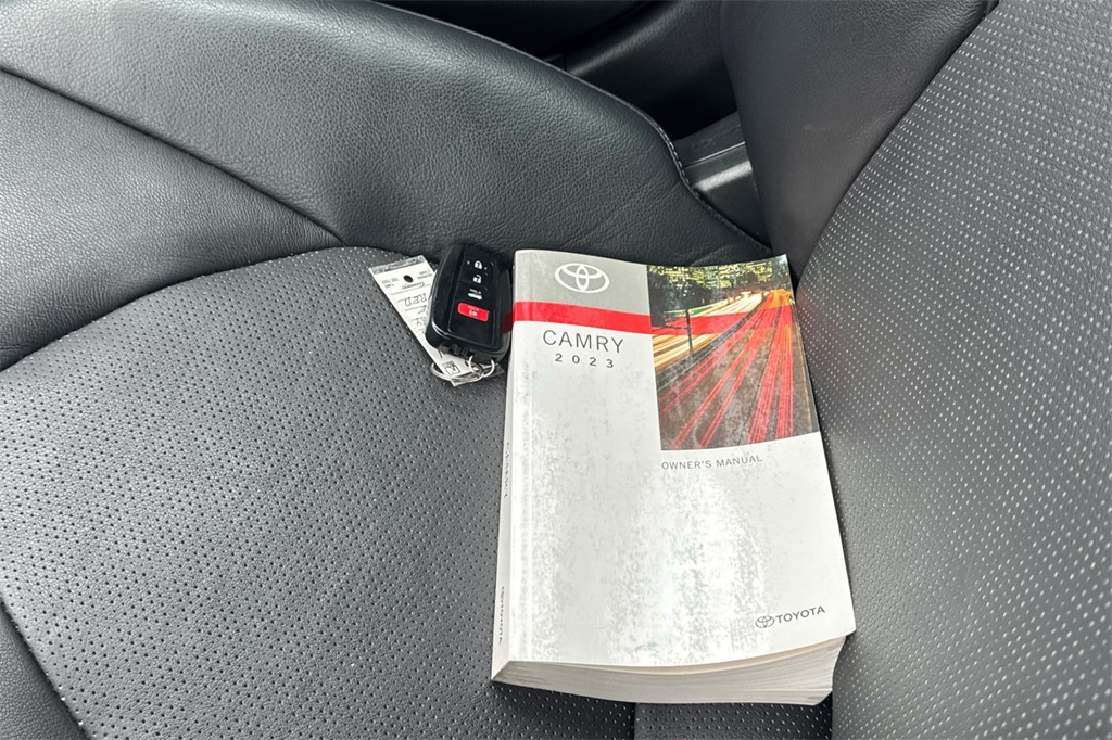 2023 Toyota Camry XSE photo 10