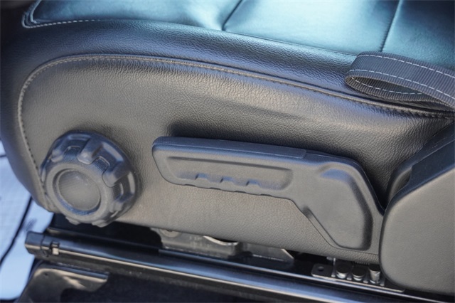 2023 Jeep Wrangler Sahara 4xe photo 17