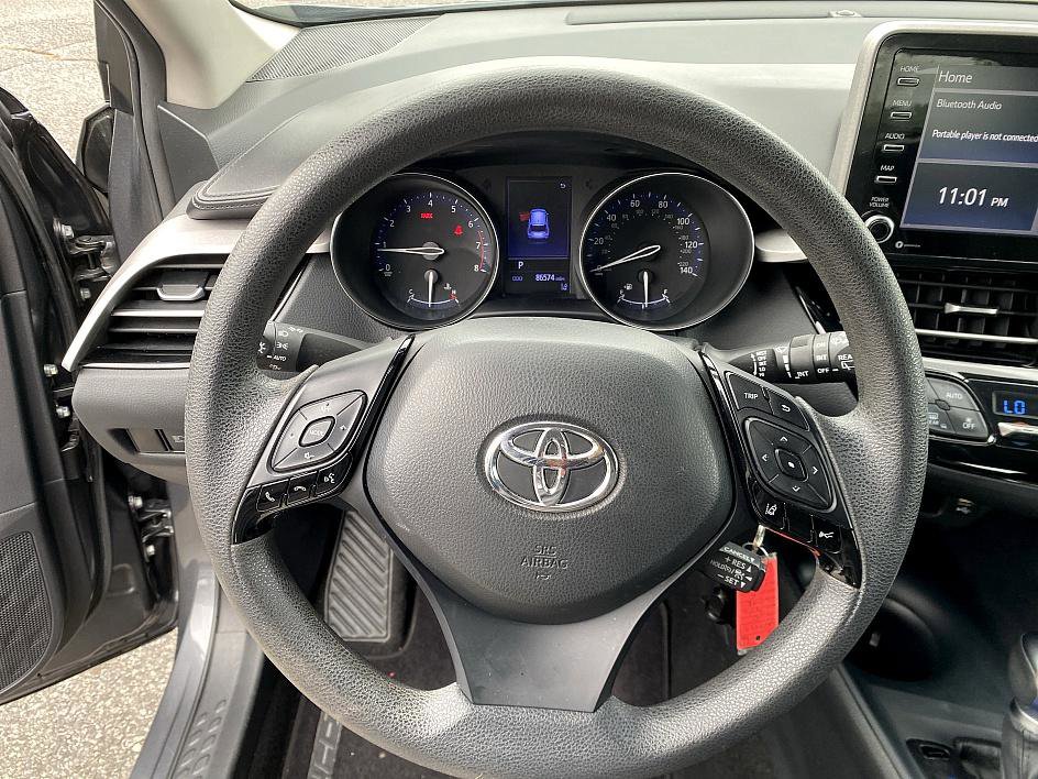 2020 Toyota C-HR LE photo 10