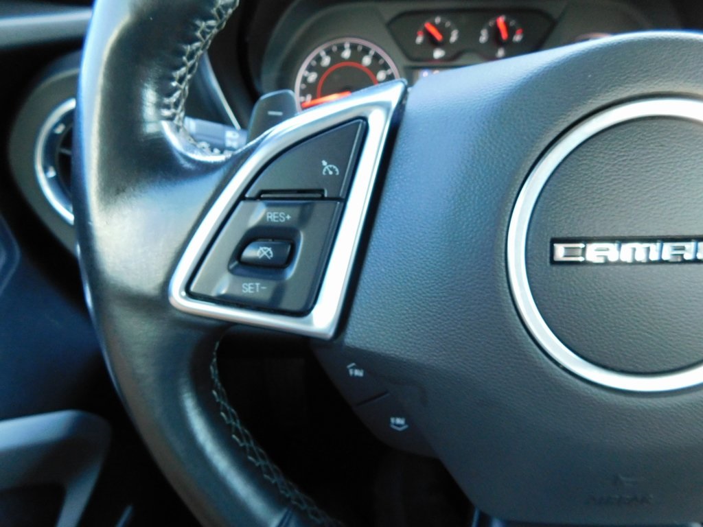2019 Chevrolet Camaro 1LT photo 19