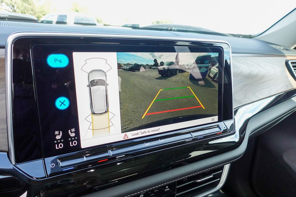 2026 Volkswagen Atlas SE Technology photo 22