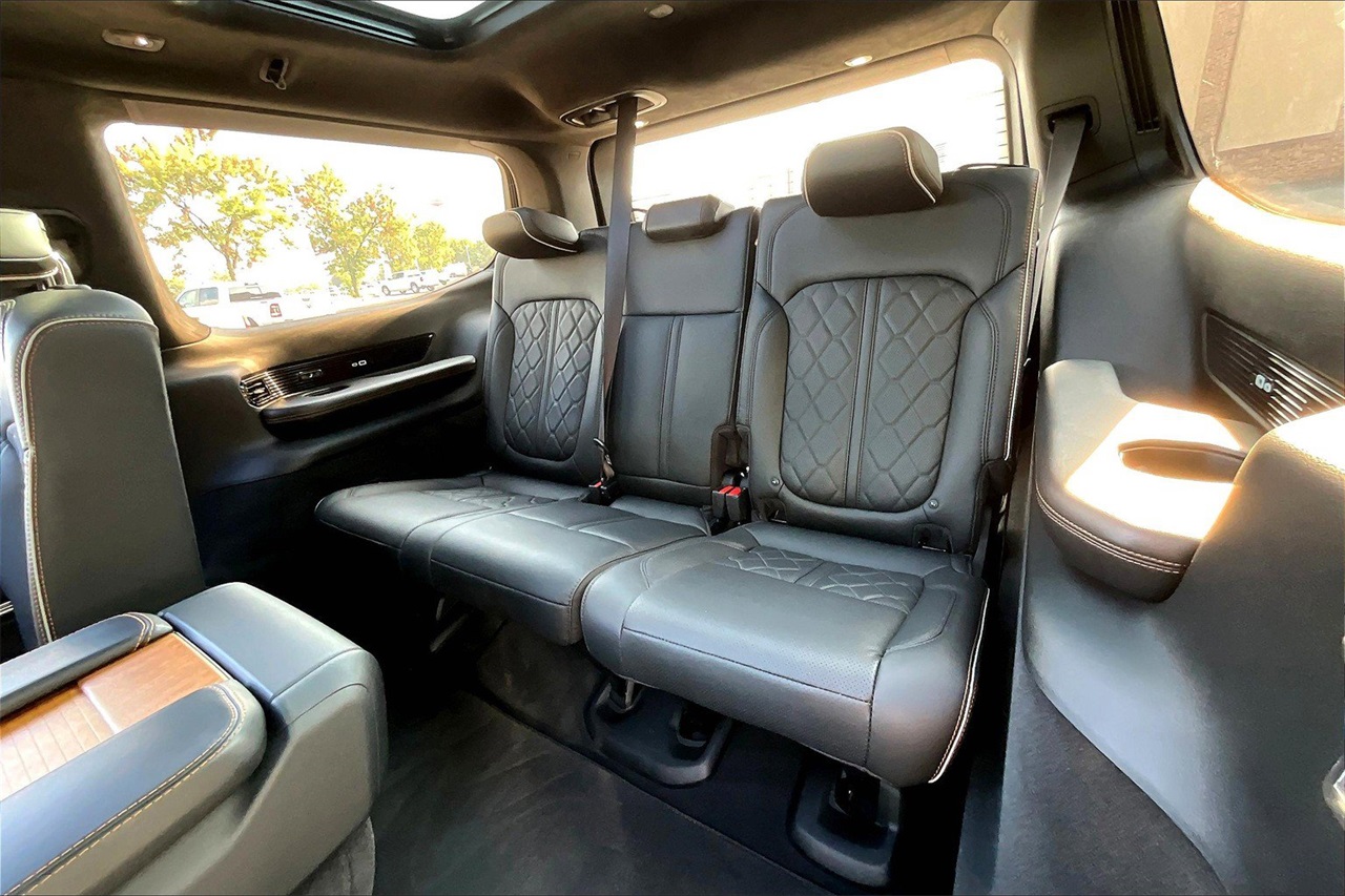 2024 Jeep Grand Wagoneer III photo 24