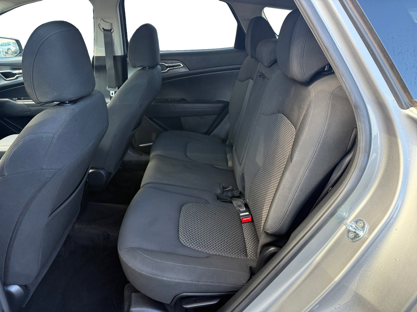 2023 Kia Sportage LX photo 15