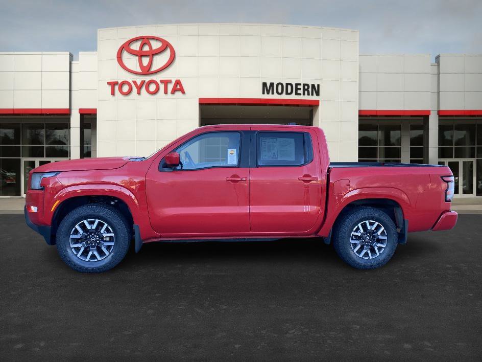 2022 Nissan Frontier SV photo 2