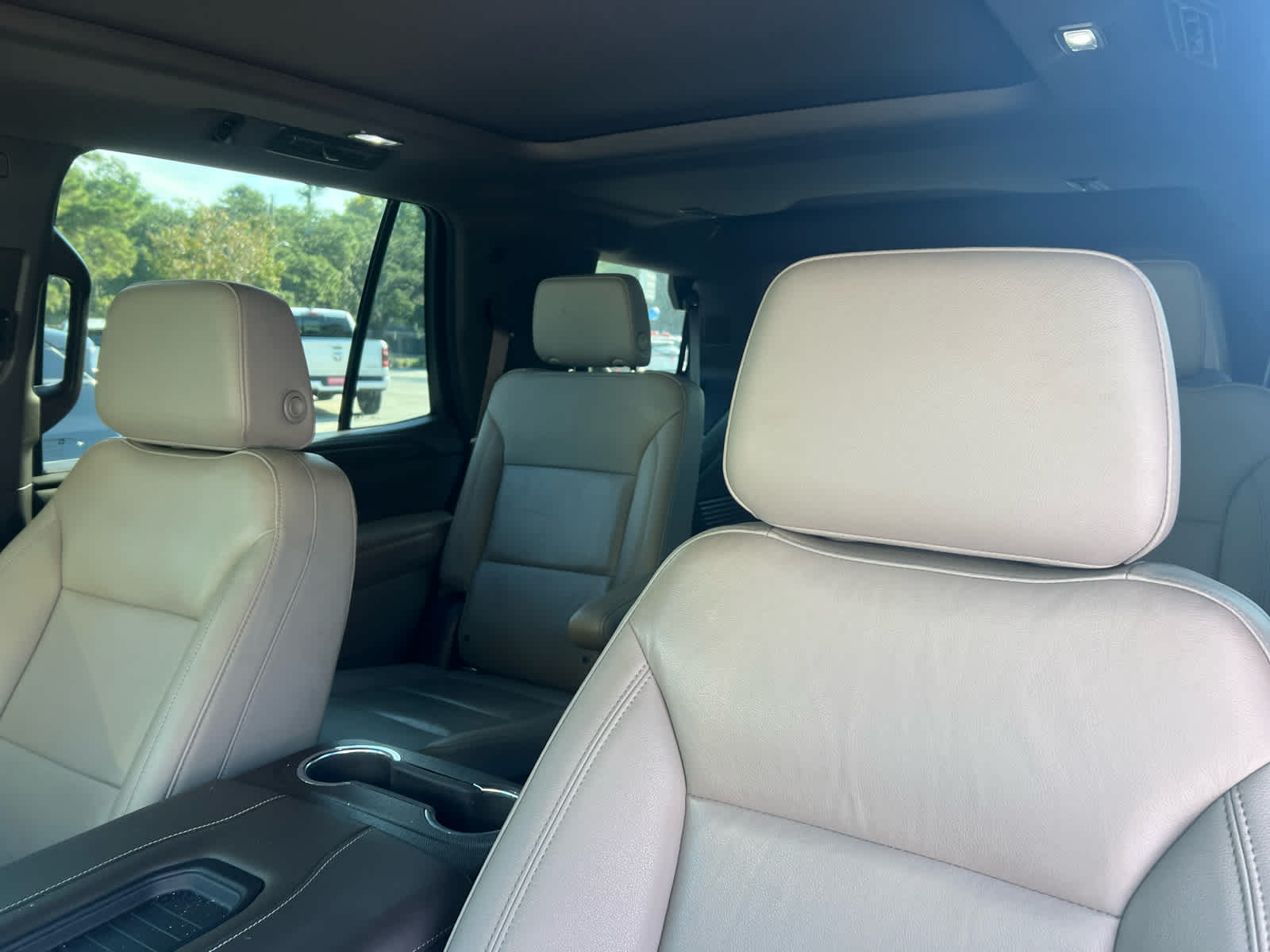2022 Chevrolet Tahoe LT photo 9