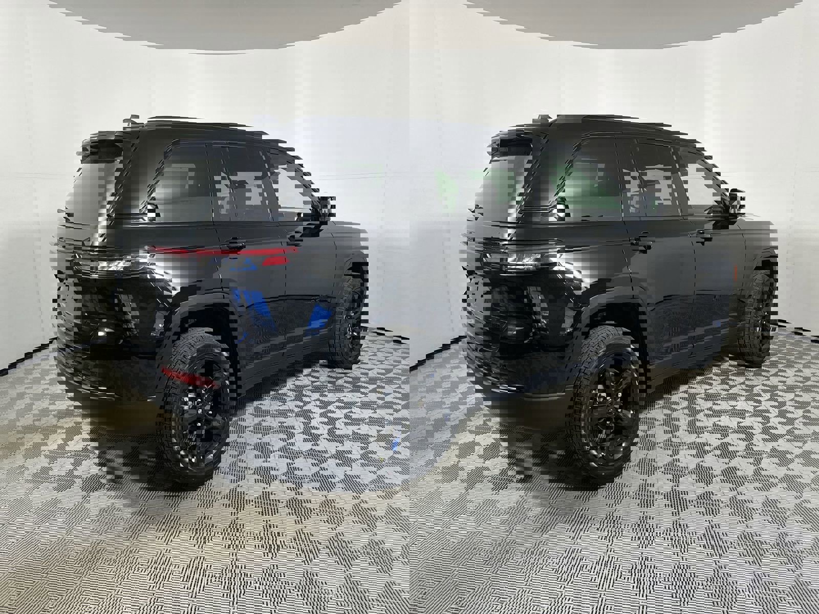 2025 Jeep Grand Cherokee Limited photo 4