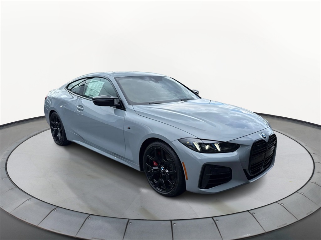 2026 BMW 4 Series M440i's photo