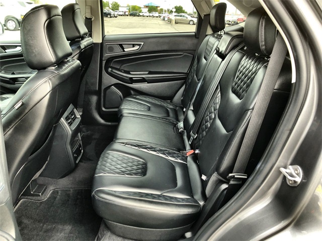 2024 Ford Edge Titanium photo 12