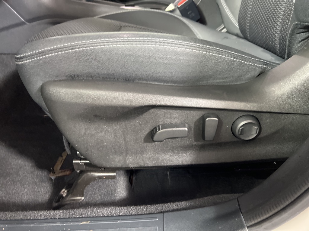 2022 Subaru Forester Premium photo 19