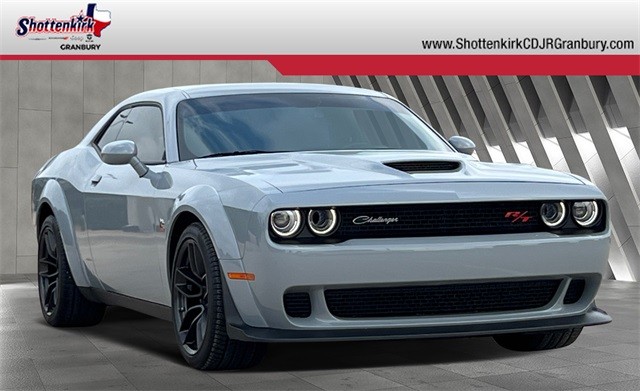 2022 Dodge Challenger Challenger Scat Pack R/T Scat Pack Widebody