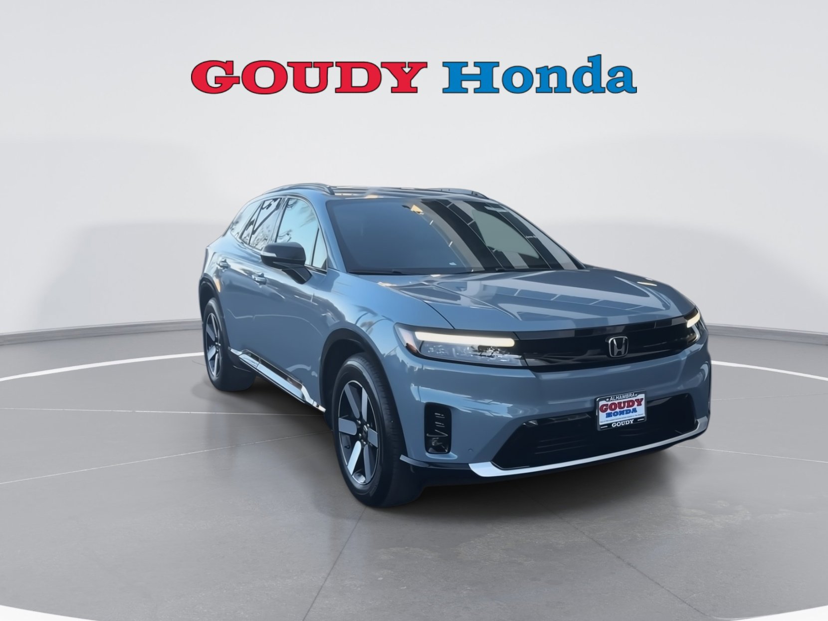 2026 Honda Prologue Touring photo 3