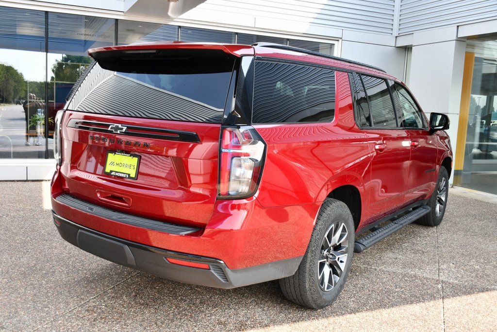 2023 Chevrolet Suburban Z71 photo 6