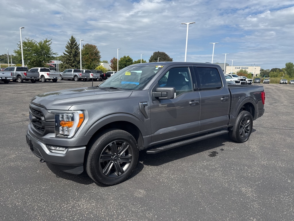 2022 Ford F-150 XLT photo 9
