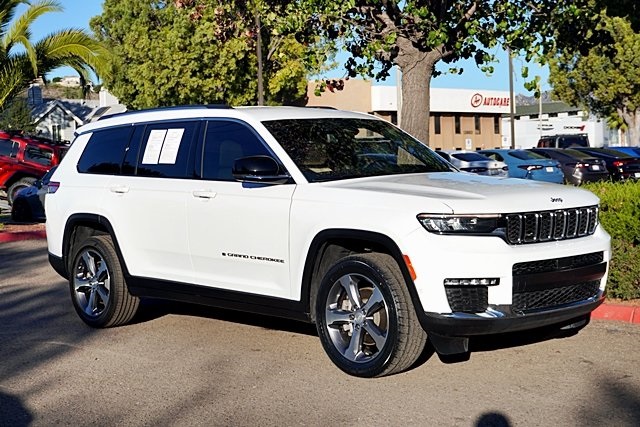 Used 2023 White Jeep Limited image 5