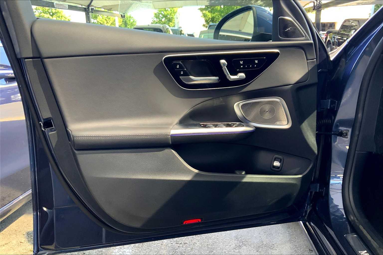2025 Mercedes Benz C 300 4MATIC Sedan photo 12