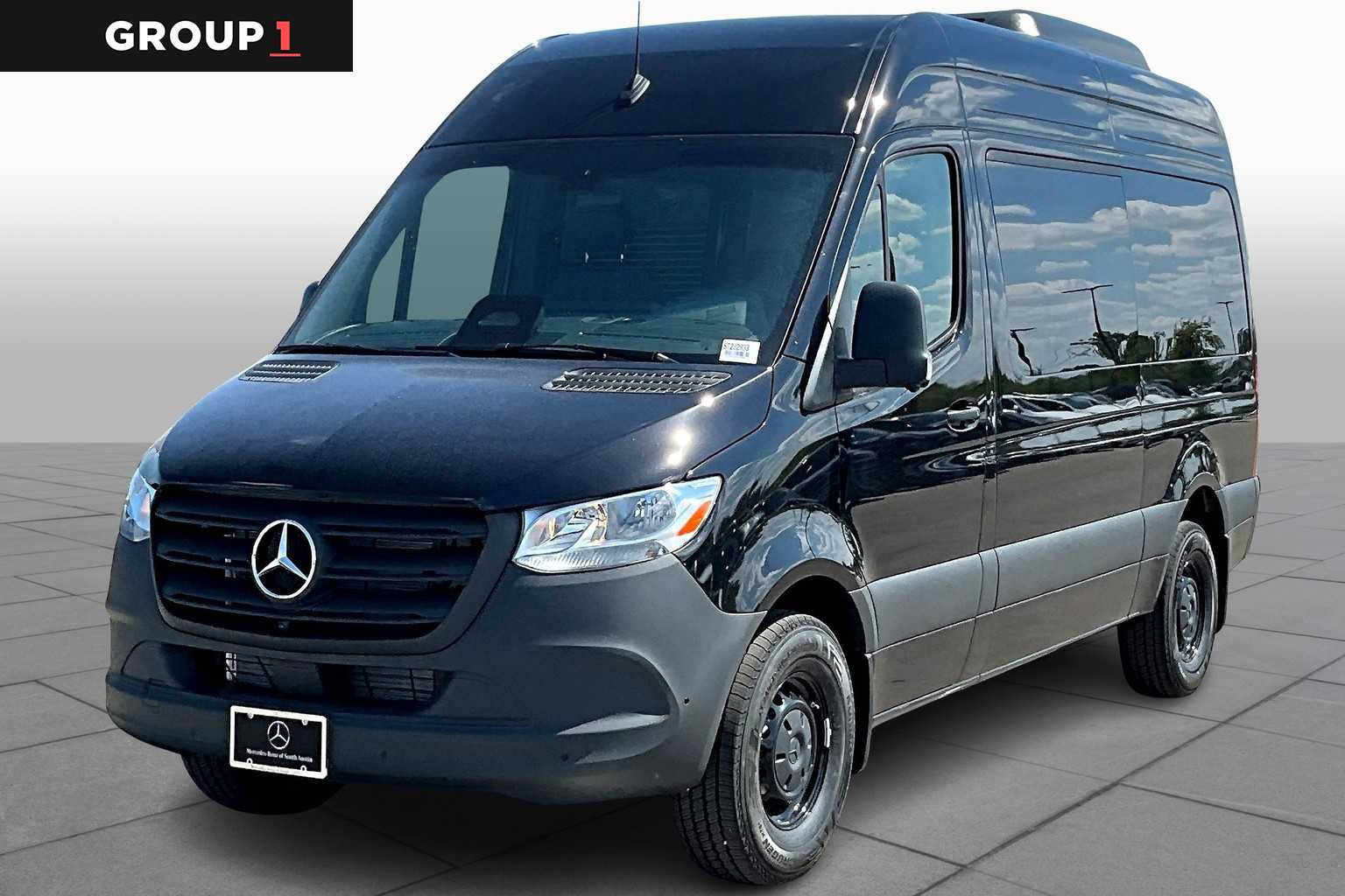 2025 Mercedes-Benz Sprinter Passenger Van Base