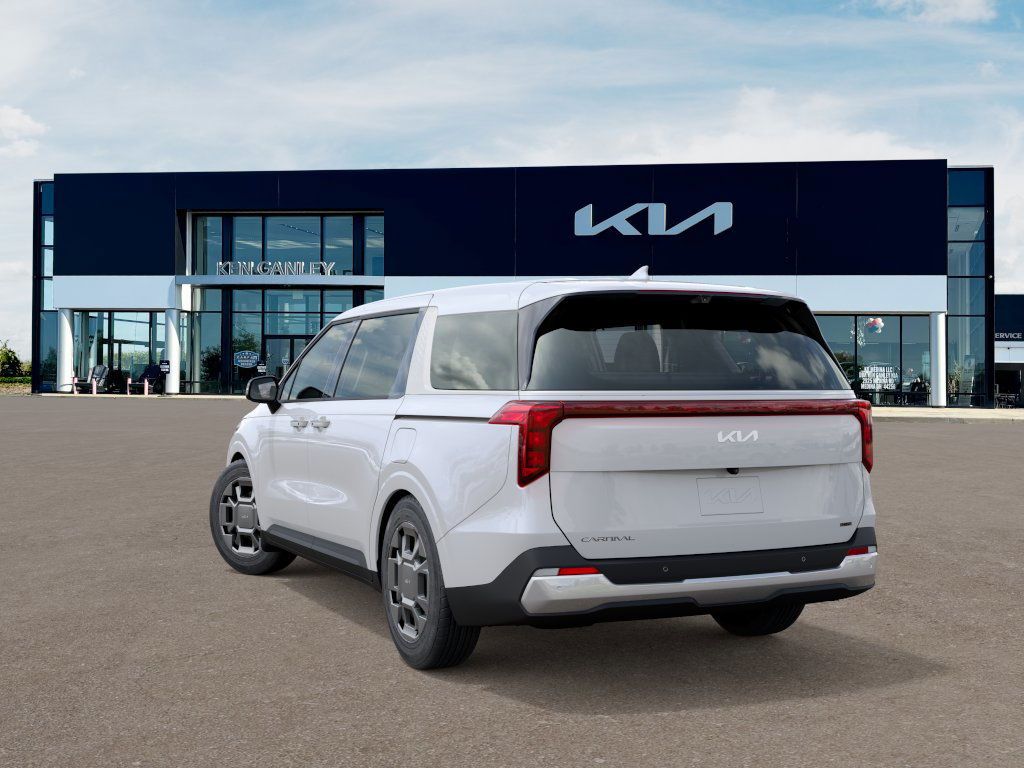 2026 Kia Carnival EX photo 4