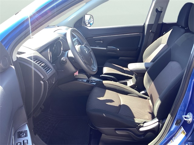 2018 Mitsubishi Outlander Sport ES photo 11