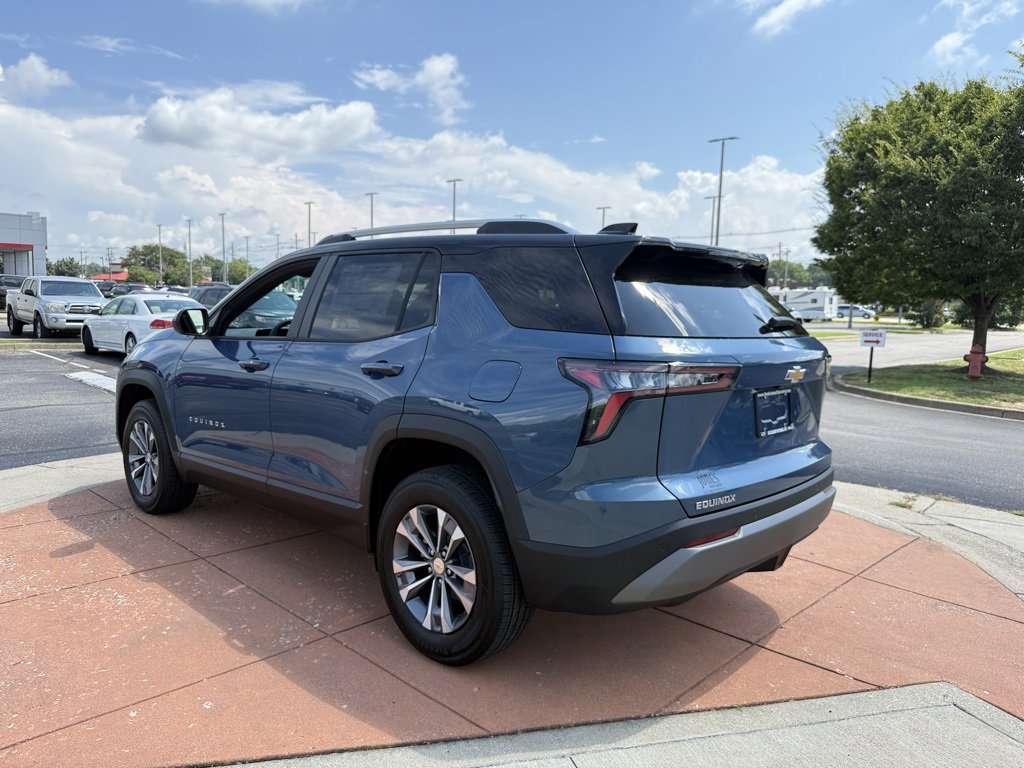 2026 Chevrolet Equinox LT photo 3