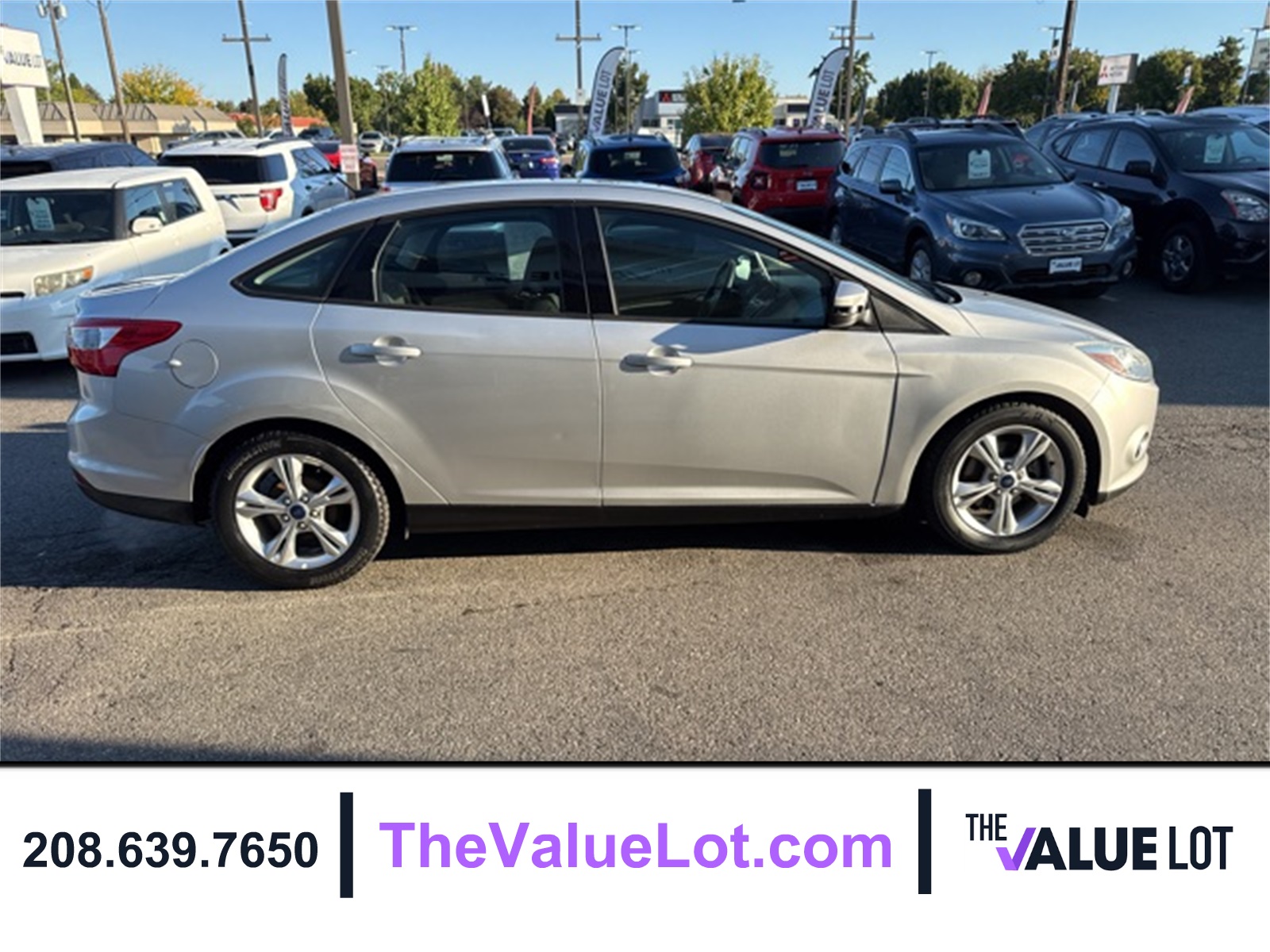 2014 Ford Focus SE photo 2