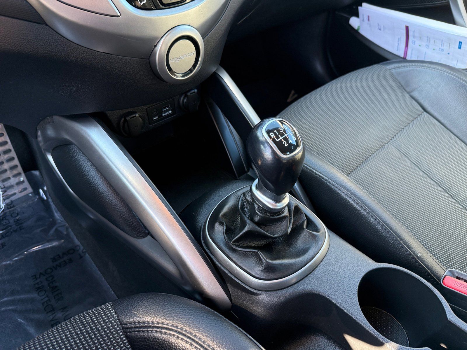 2014 Hyundai Veloster Base photo 12