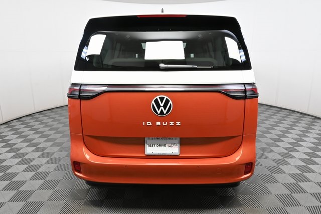 2025 Volkswagen ID. Buzz Pro Plus photo 22