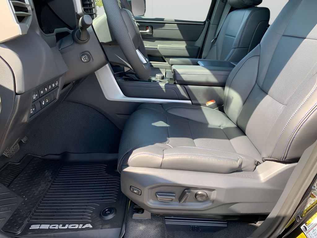 2026 Toyota Sequoia Platinum photo 9