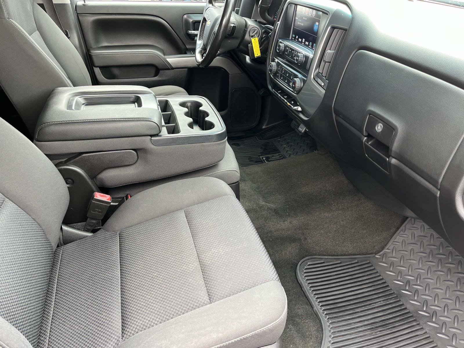 2017 Chevrolet Silverado 1500 LT photo 20