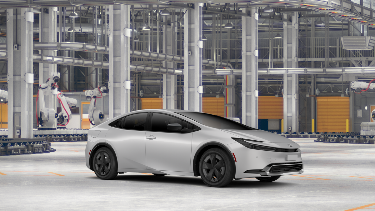 2026 Toyota Prius Plug-in Hybrid SE photo 14