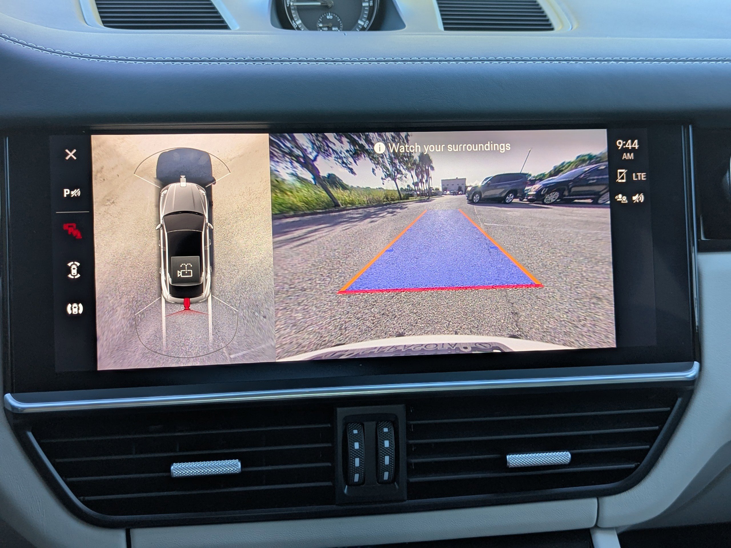2023 Porsche Cayenne GTS Coupe photo 28