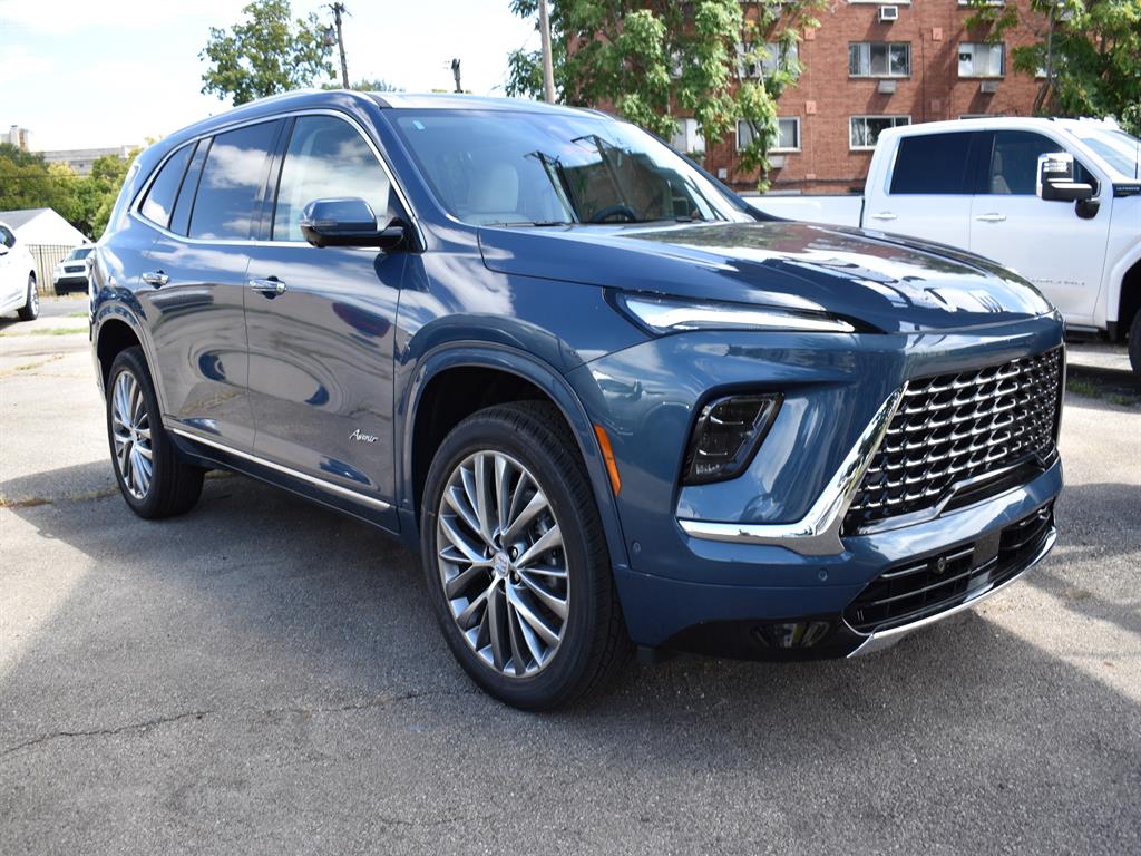 2026 Buick Enclave Avenir photo 3